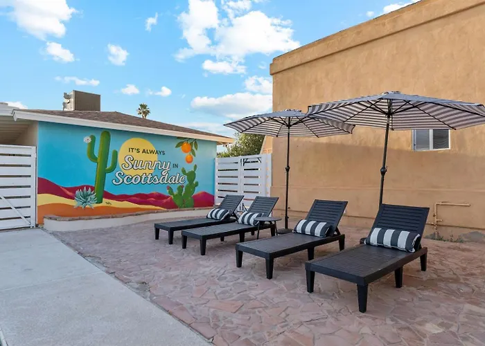 Prime Location Shared Pool Hot Tub Games