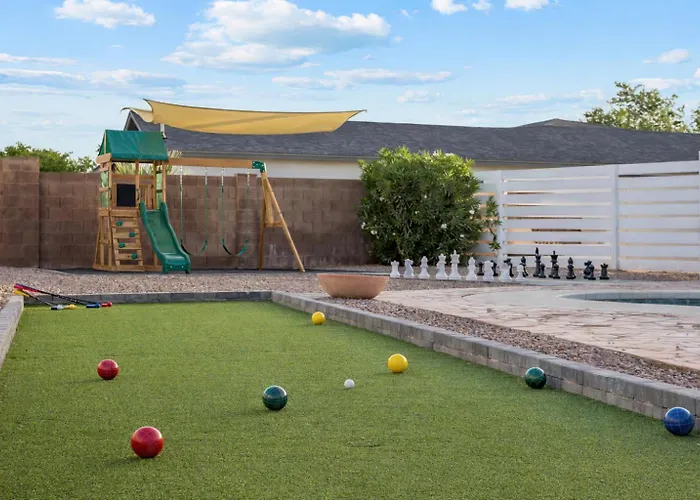 Prime Location Shared Pool Hot Tub Games